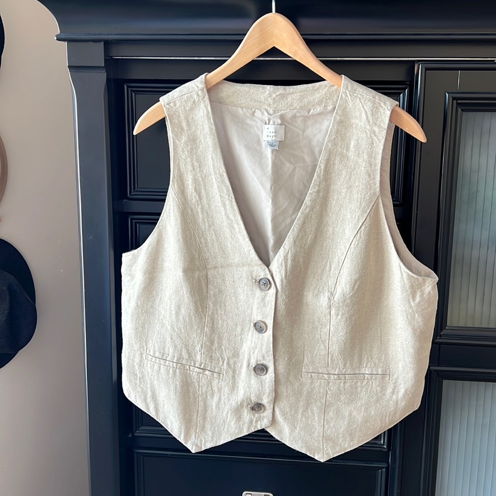 Linen Vest
